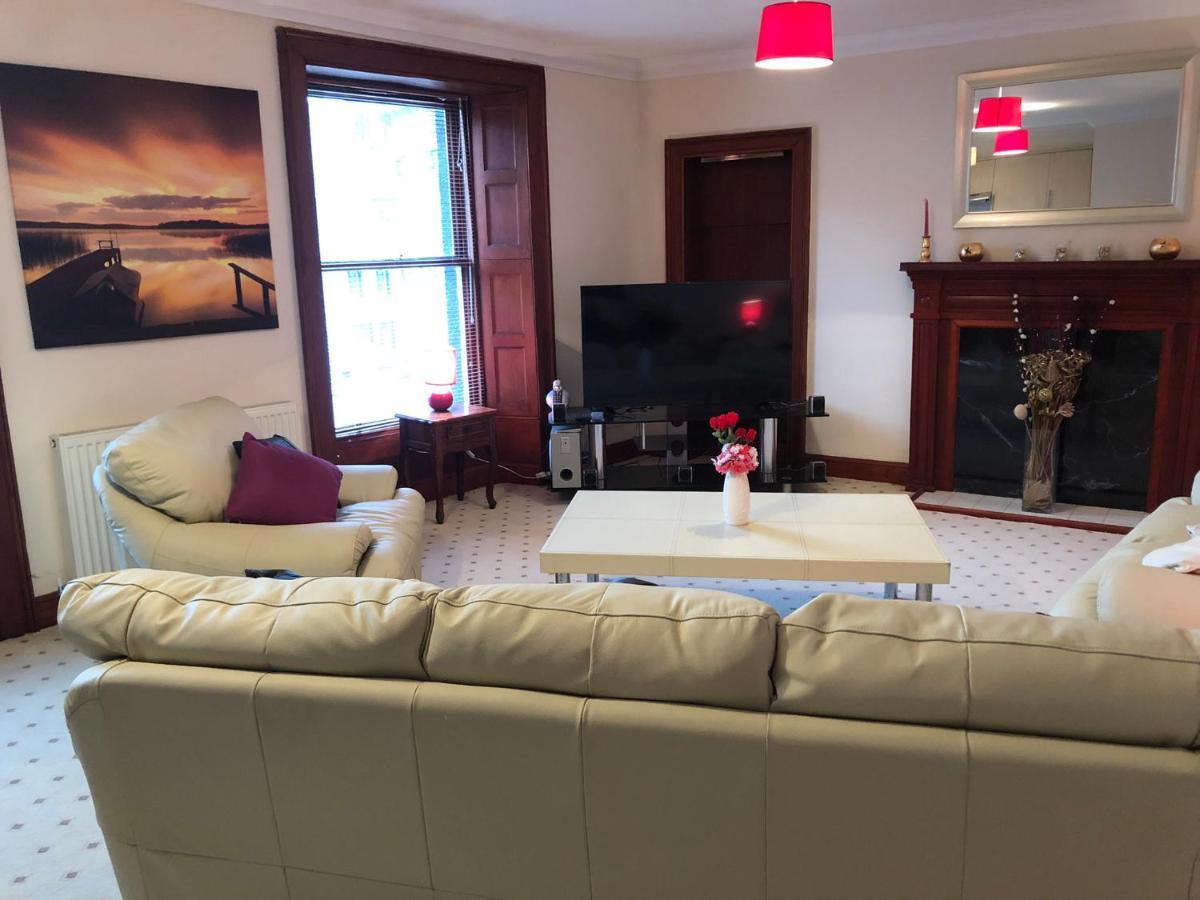 Executive Serviced Apartments 1 فوفار المظهر الخارجي الصورة